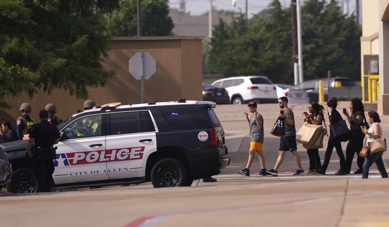 Authorities: 8 Killed, 7 Wounded by Gunman at Texas Outlet Mall