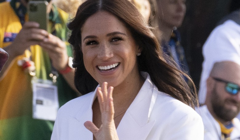 Meghan Markle Gets ANOTHER Award: Will the Duke and Duchess Risk Death by Paparazzi to Show Up for Gracie Awards Tonight?