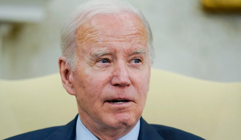 Joe Biden Answers the Question His Comms Team Won't, Starts Shouting at Reporters Over WhatsApp Message