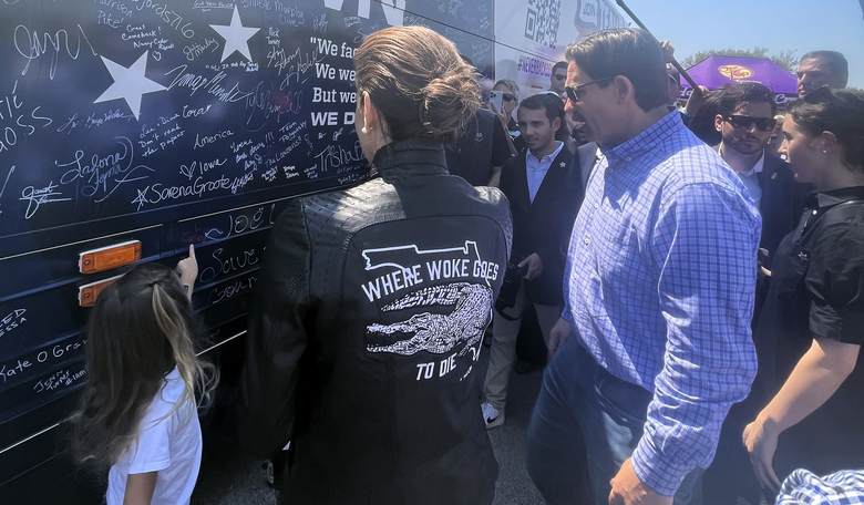 Daily Beast Makes 'In-Kind Contribution' to DeSantis With 'Walmart Melania' Attack on Casey DeSantis