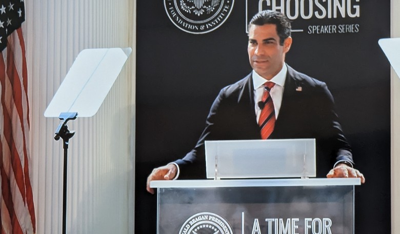 Miami Mayor Francis Suarez Hints at Dropping Out of 2024 Race