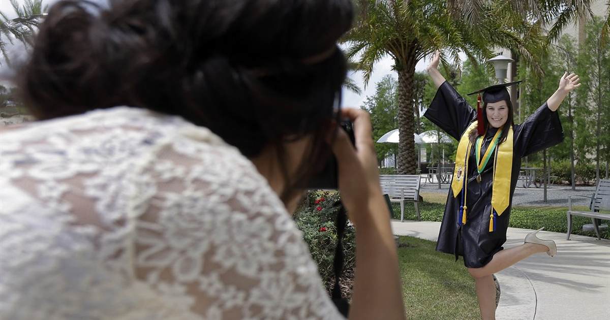 Reasons #4,372 and #4,373 Not to Go to College - Vimarsana News