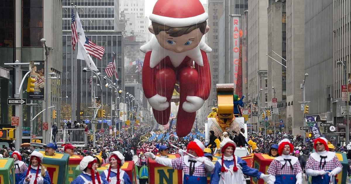 Experts Decry 'Elf on the Shelf' Because It Teaches Normalizing a Police State; What Exactly Do They Think Governments Are Doing? - Vimarsana News