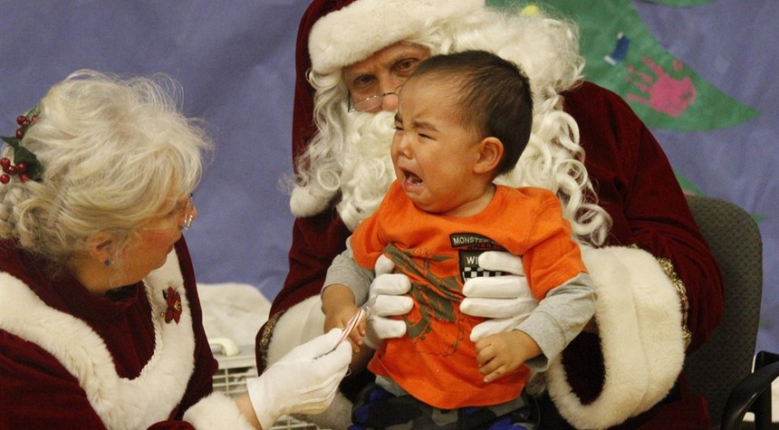 Despicable Leftist Mall Santa Makes Child Cry After Refusing to Bring Him NERF Gun for Christmas