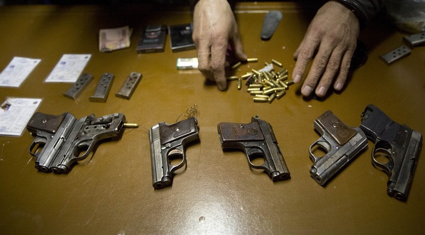 Colorado Democrats Back Off Gun Purchase Waiting Periods