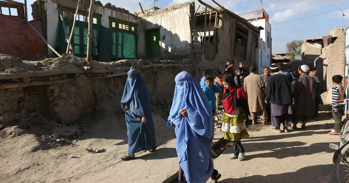 Taliban Say Women Must Cover Faces, Prof Says They're Wrong – PJ Media - Vimarsana News