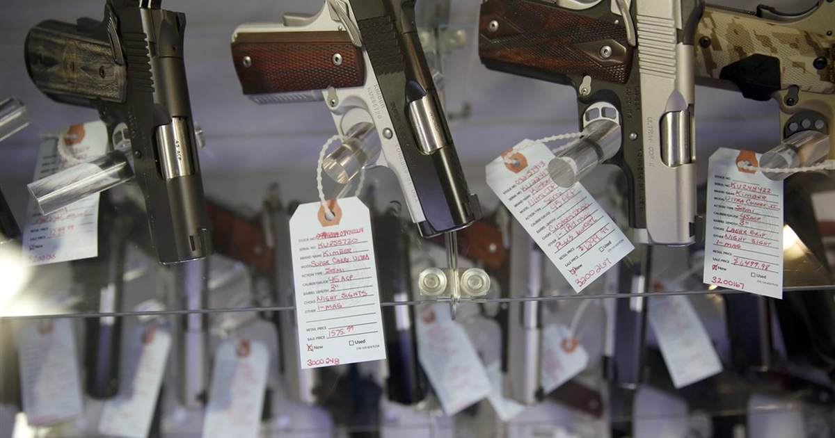 Oregon Mandatory Gun Storage Bill Advances - Vimarsana News