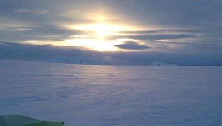 Suicidal civilization considers blocking the sun's light