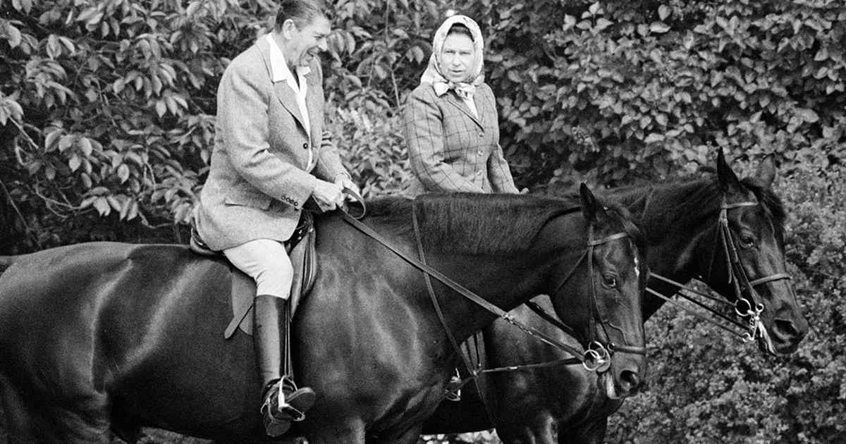 With Queen Elizabeth, the Greatest Generation Says Goodbye - Vimarsana News