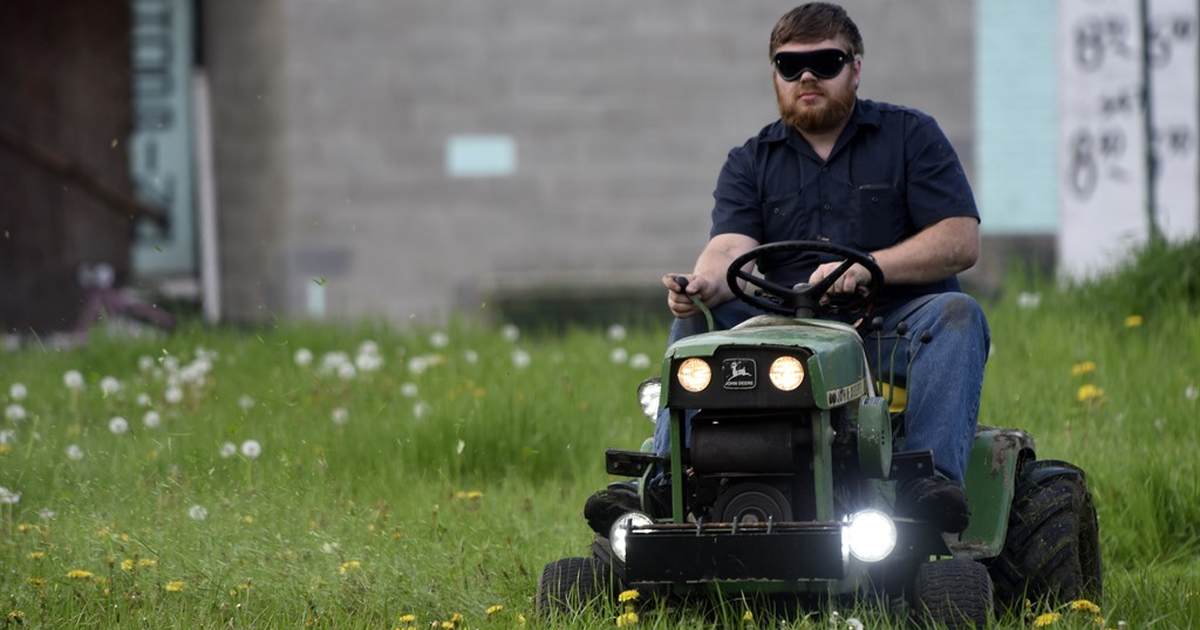 The coming war on lawnmowers - Vimarsana News
