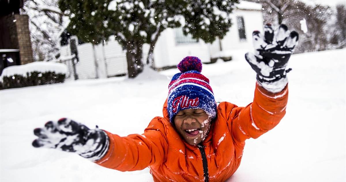 It's Snowing in the East So Naturally Virtual School Is Canceled - Vimarsana News