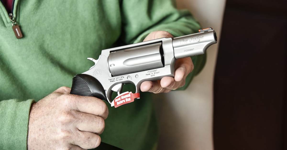Yale Medical School Welcomes Psychiatrist Who Dreams of 'Unloading a Revolver Into the Head of Any White Person' – RedState - Vimarsana News