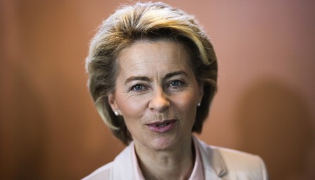 WEF Theme Is 'Rebuilding Trust' - Now Eat the Bugs