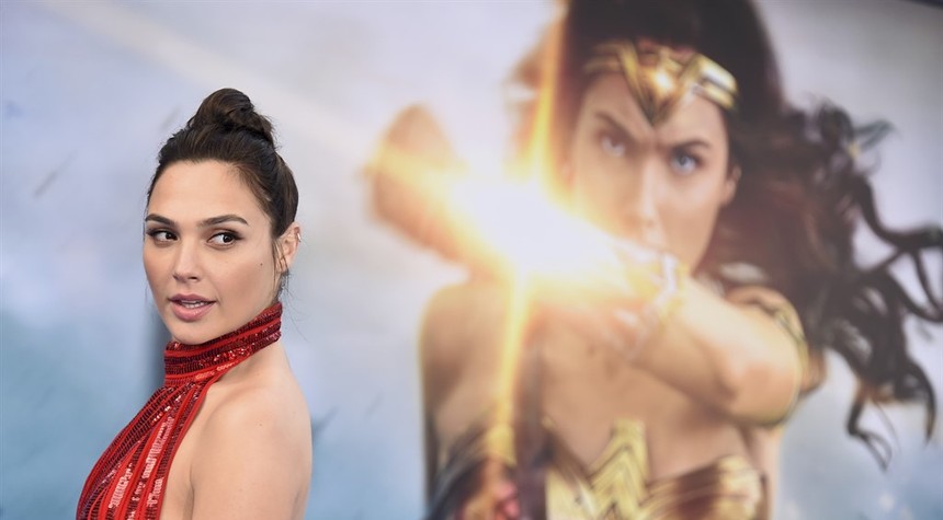Wonder Woman banned in Lebanon because Gal Gadot is Israeli