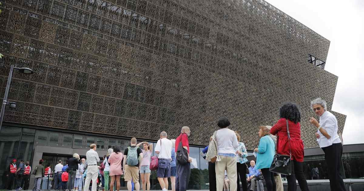 'Woke' Smithsonian Latino Exhibit Rewrites Cuban Immigration History - Vimarsana News