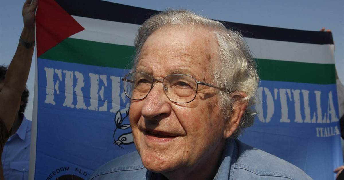 BFFs: Celebrated Leftist Hero Noam Chomsky and Child Sex Trafficker Jeffrey Epstein - Vimarsana News