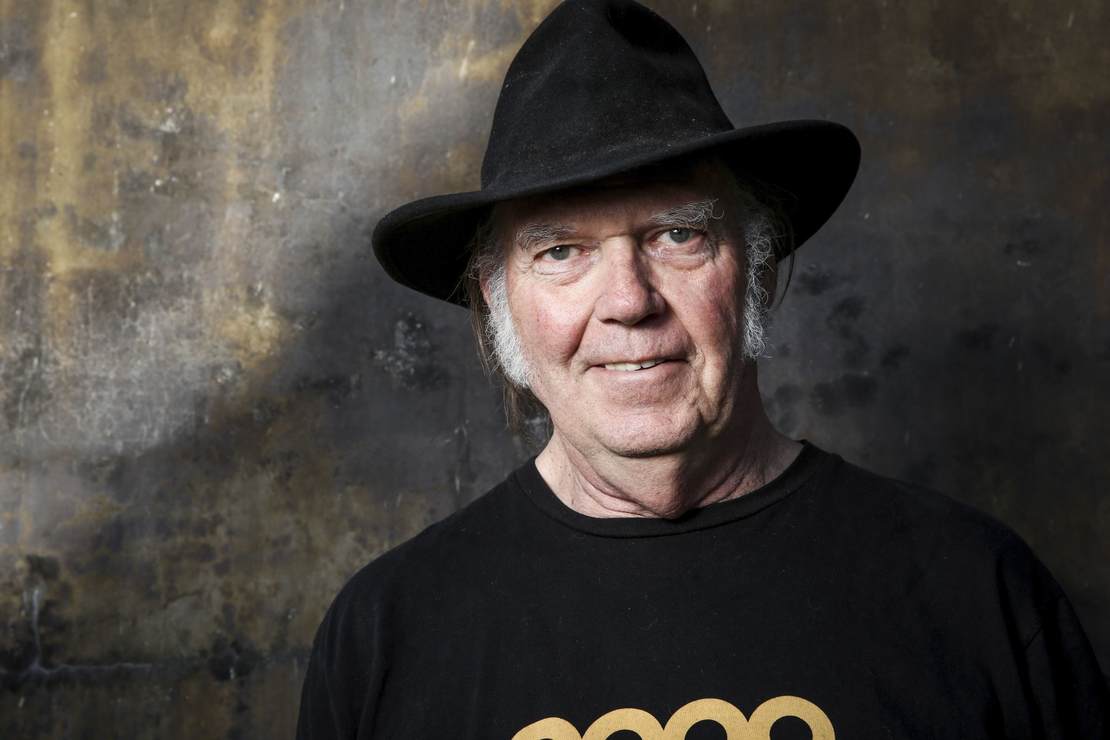 Report: Spotify Responds Accordingly to Neil Young’s Joe Rogan Ultimatum