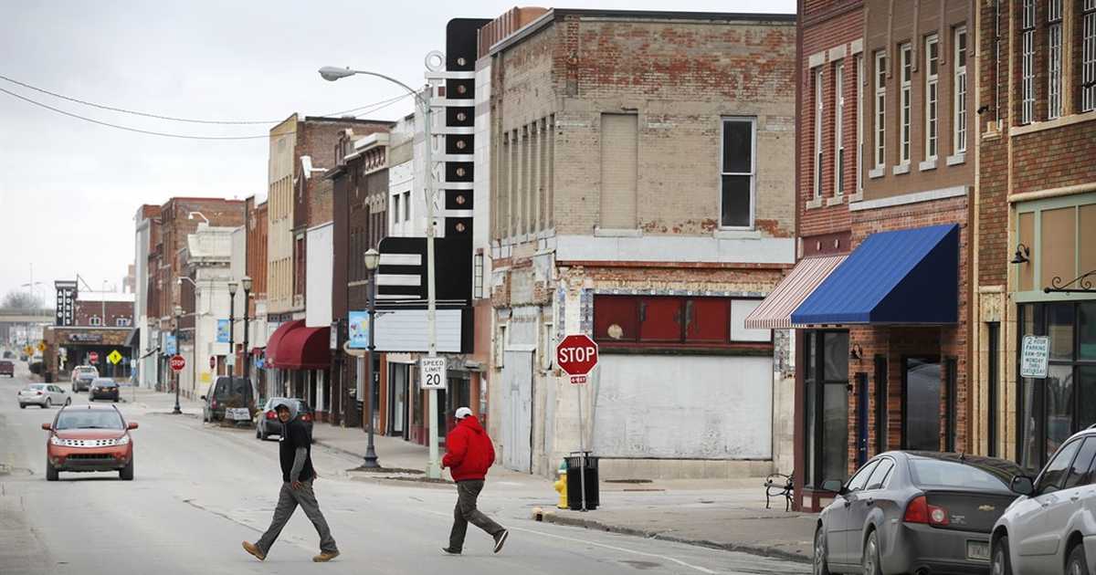 The Left Just Can't Let Go of 'Try That in a Small Town' - Vimarsana News