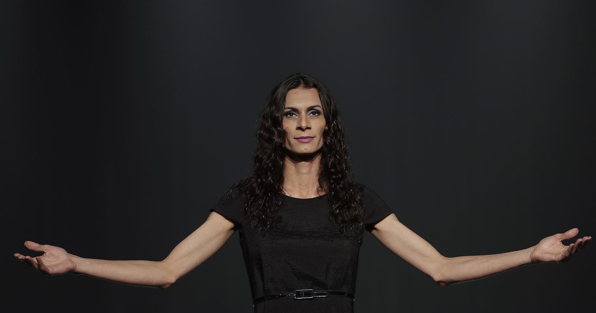 The Rise of 'Womanface' and the Glorification of Mental Illness - Vimarsana News
