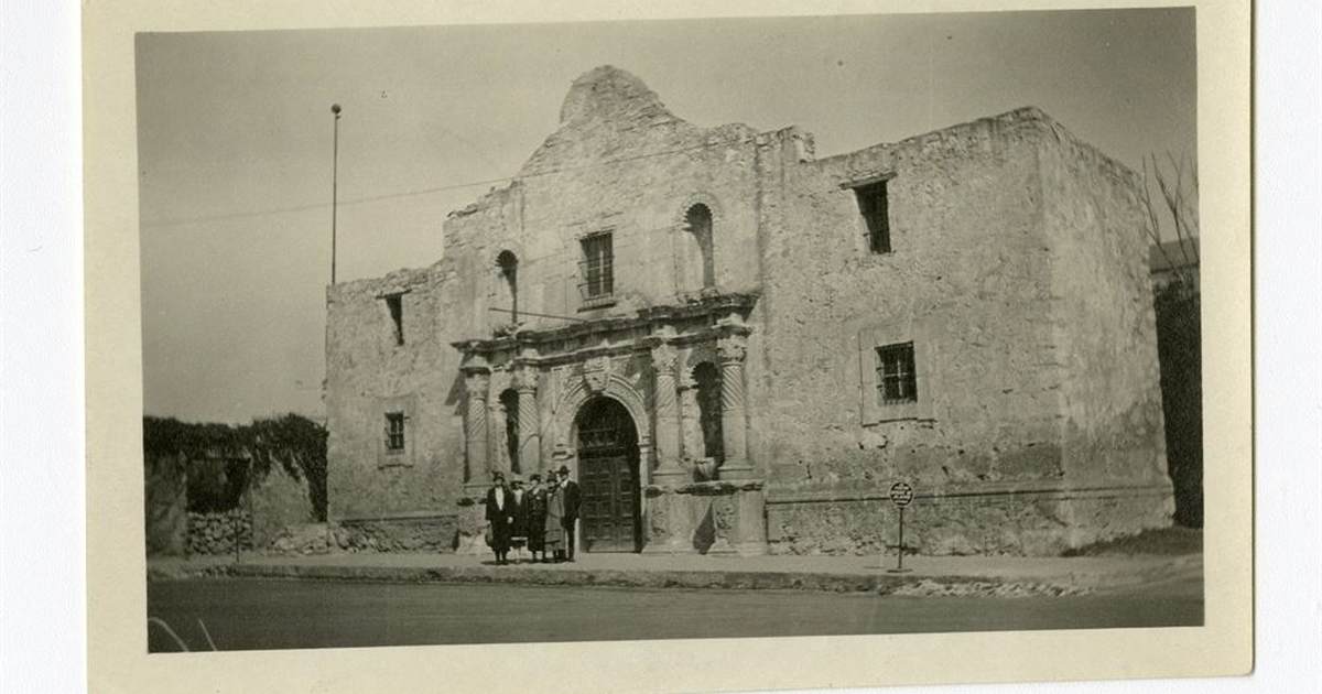 The Texas Historical Association's Chief Historian Says the Alamo was an 'Insignificant' Battle and Represents 'Whiteness.' What Do Texas History Experts and the Facts Say? - Vimarsana News