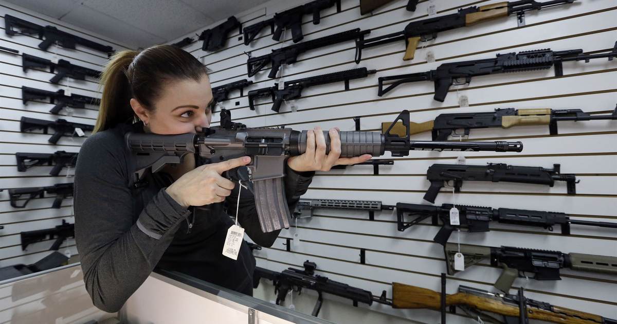 Will SCOTUS Intervene in Illinois "Assault Weapon" Case? - Vimarsana News