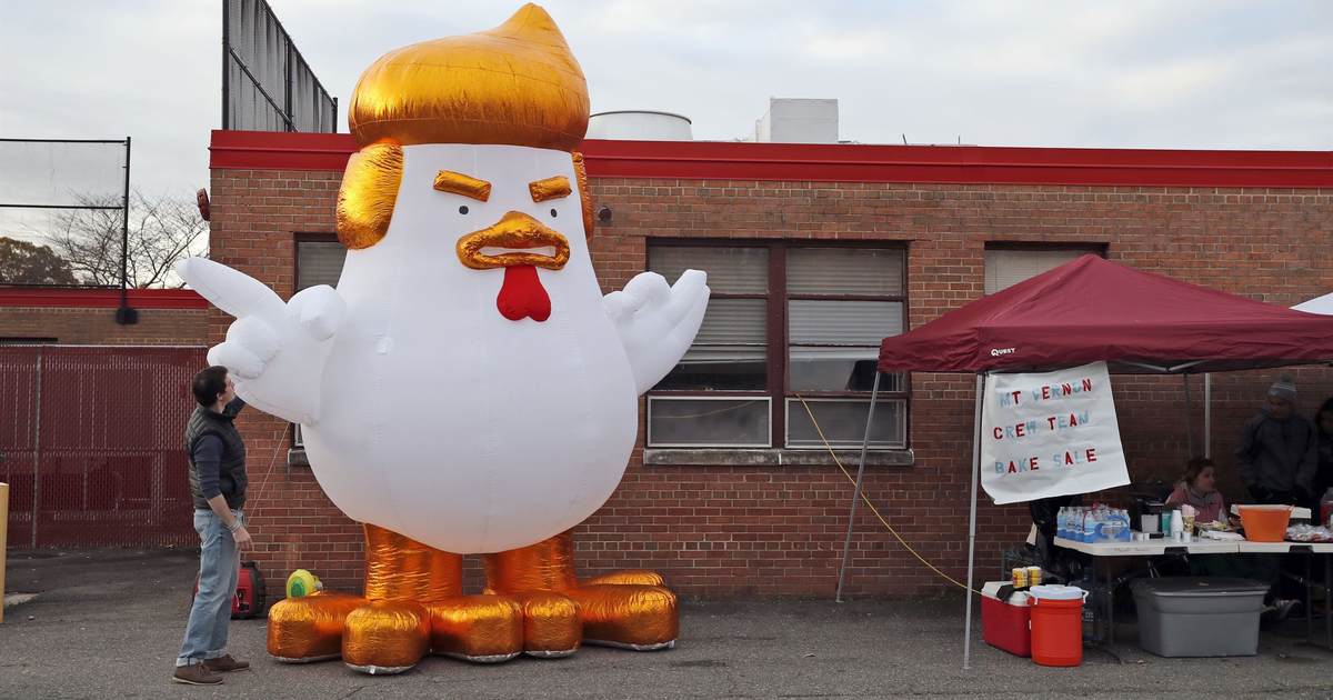 The Morning Briefing: Is Donald Trump Cocky or Just Chicken? - Vimarsana News