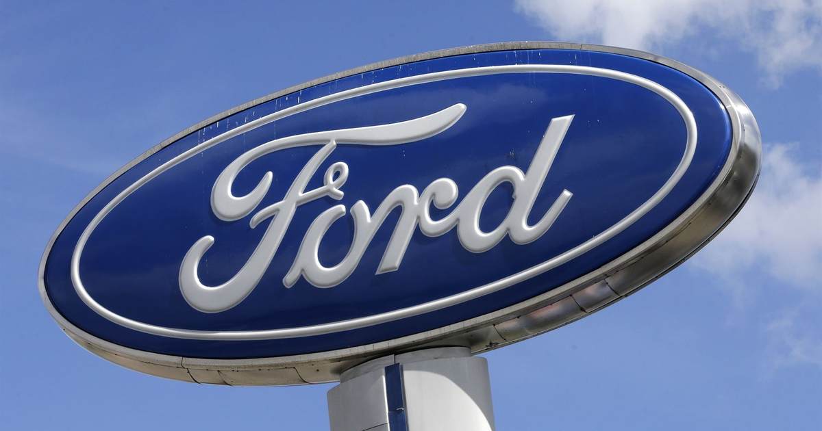 Ford Halts Production of Its F-150 'E' Truck, but Don't Worry - It's Just a Problem With the Battery - Vimarsana News