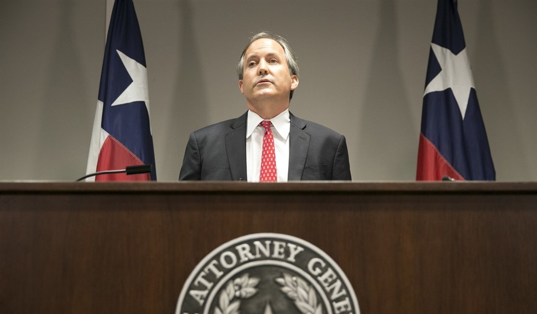 Le comité de la maison du Texas publie des articles d’impeachment contre le procureur général Ken Paxton – –