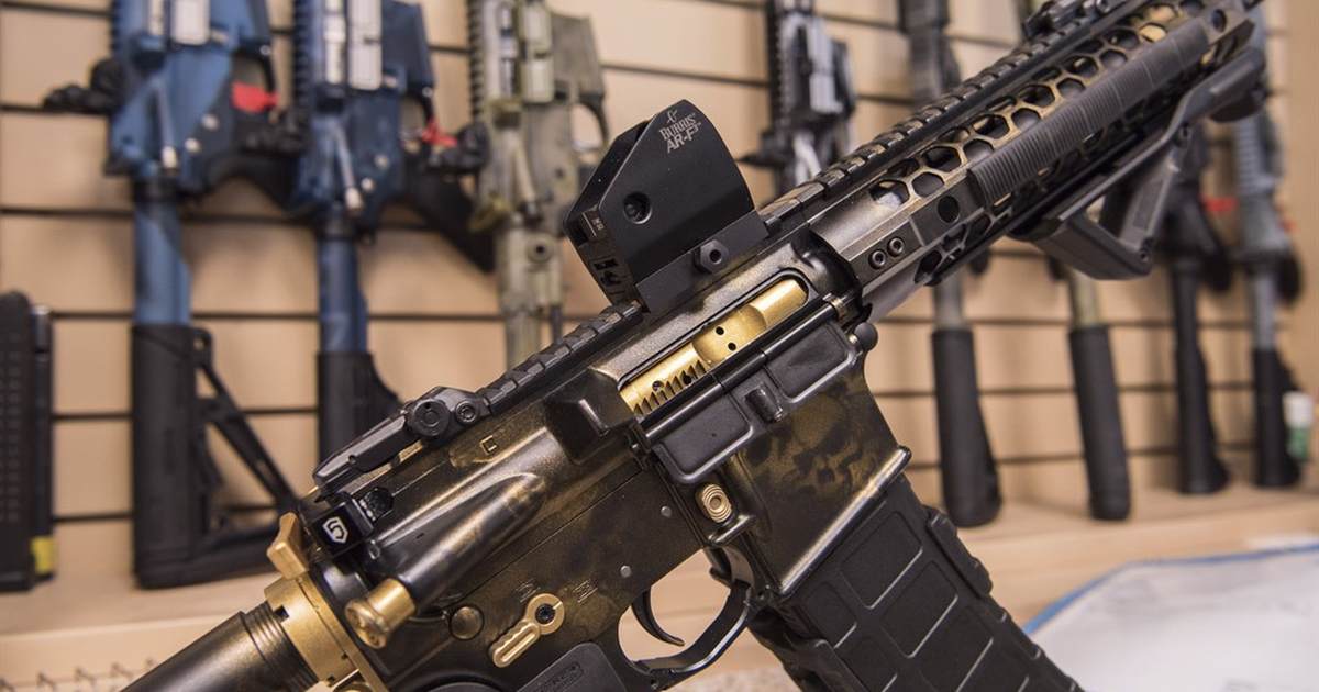 Illinois gun store owner sounds the warning on "assault weapon" and magazine ban - Vimarsana News