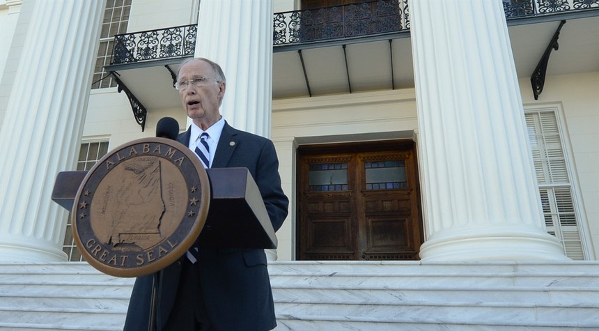 Looks like Alabama's governor is going to be impeached