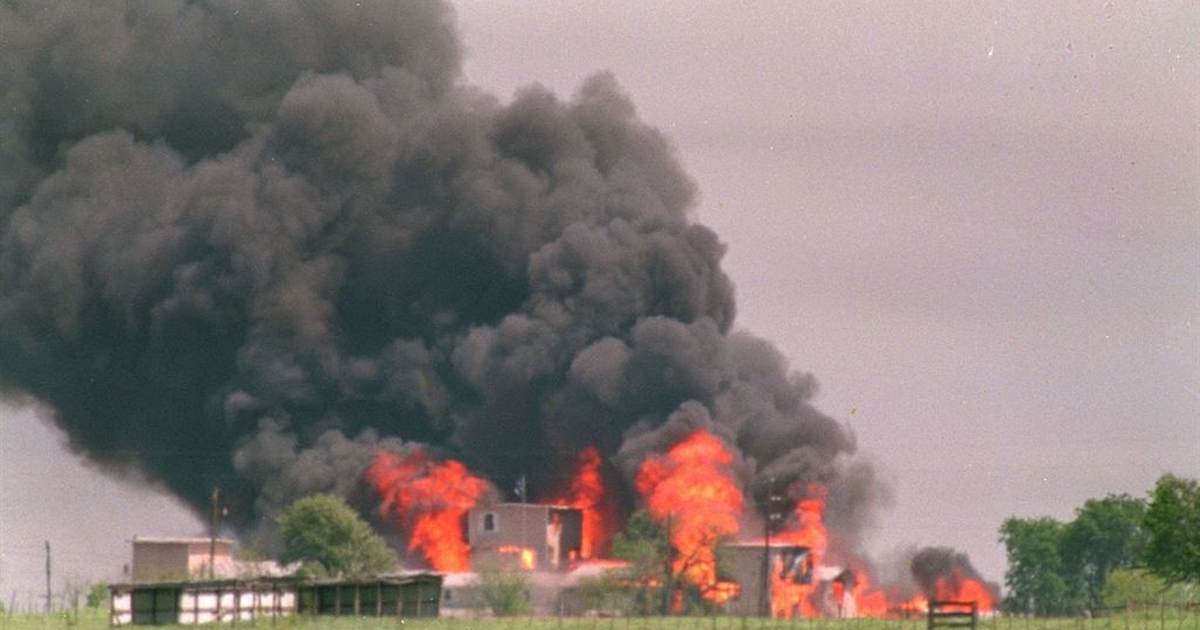 PROPHETIC: Ron Paul's Chilling 1994 Warning About an Armed Police State - Vimarsana News