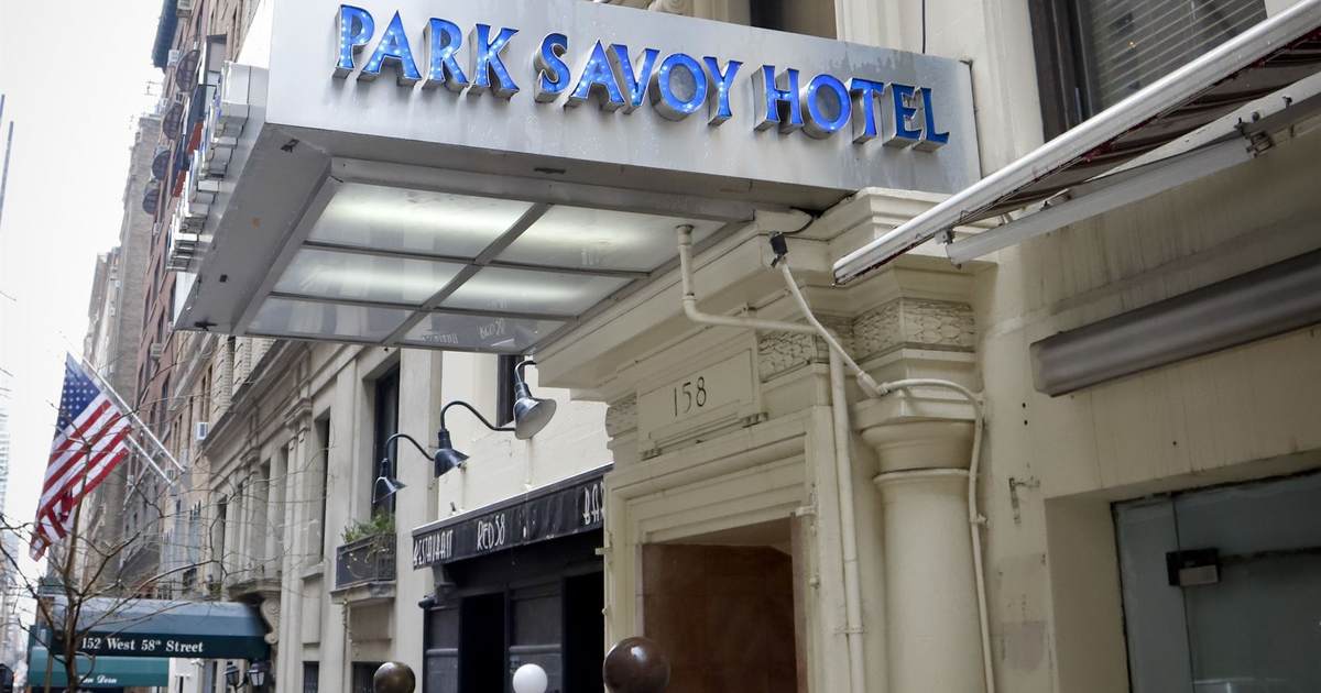 Half of New York hotel rooms now occupied by migrants - Vimarsana News