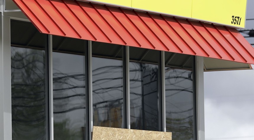 Waffle House Robber Gets Shot By Armed Customer, Drops BB Gun