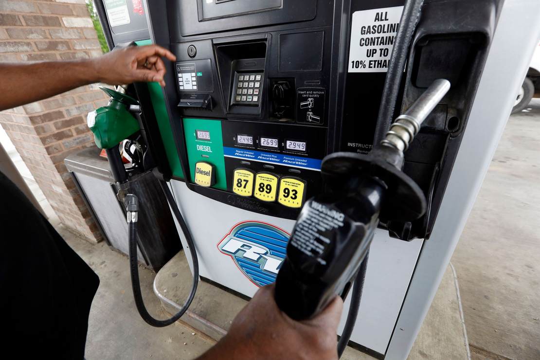 Democrats Looking to Suspend Federal Gas Tax For the Rest of 2022