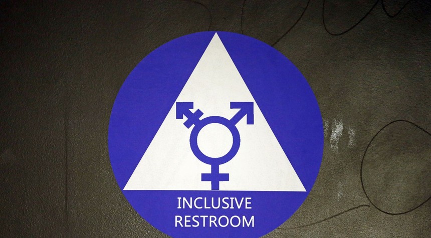 Harvard University Launches App to Help BGLTQ Students Find Inclusive Restrooms