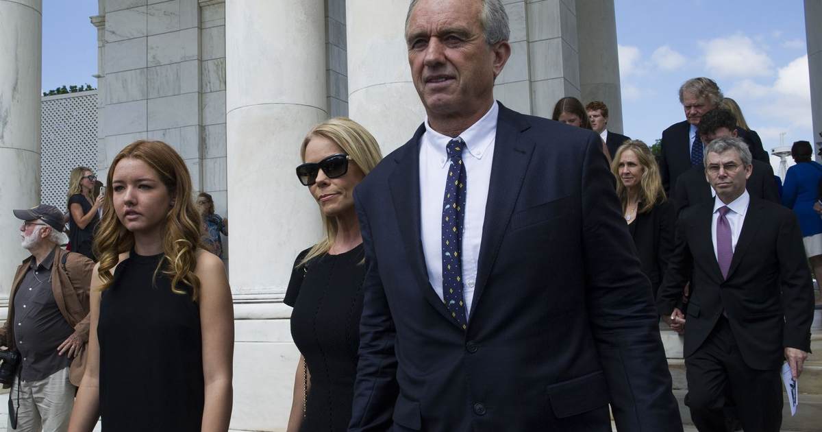 RFK Jr. Suggests COVID-19 Was an 'Ethnically Targeted' Bio-Weapon – PJ Media - Vimarsana News