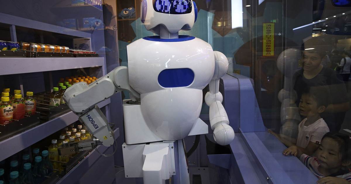 AI Robot press conference produces disturbing results - Vimarsana News
