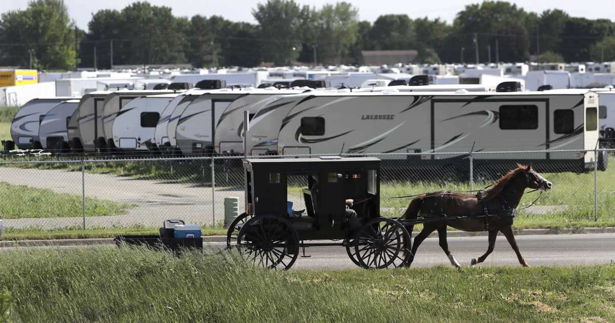 Was Amish man arrested for selling guns breaking the law? - Vimarsana News