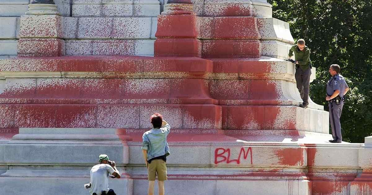 Biden's Drive to 'Cancel' Trump Continues With Reversal of Vandalism Crackdown - Vimarsana News