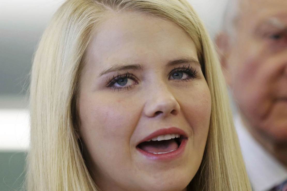 Elizabeth Smart Kicks Off Self-Defense Program - Vimarsana News