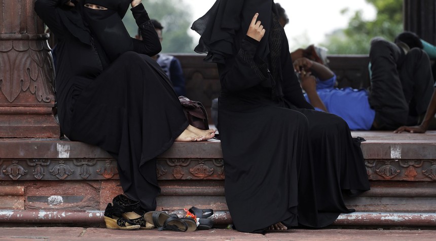 UC Berkeley Study Explains Why It's Wrong to Defend Muslim Women