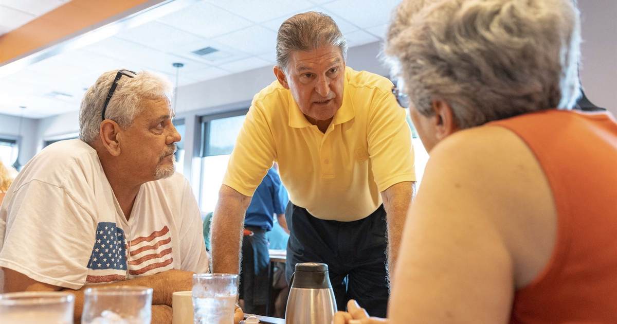 Manchin Says He Would Oppose a DC Statehood Bill - Vimarsana News
