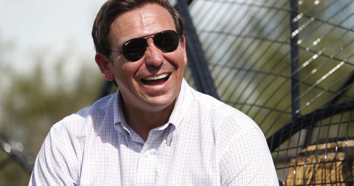 Ron DeSantis Won't Talk to the MSM and It's Driving Them Insane - Vimarsana News