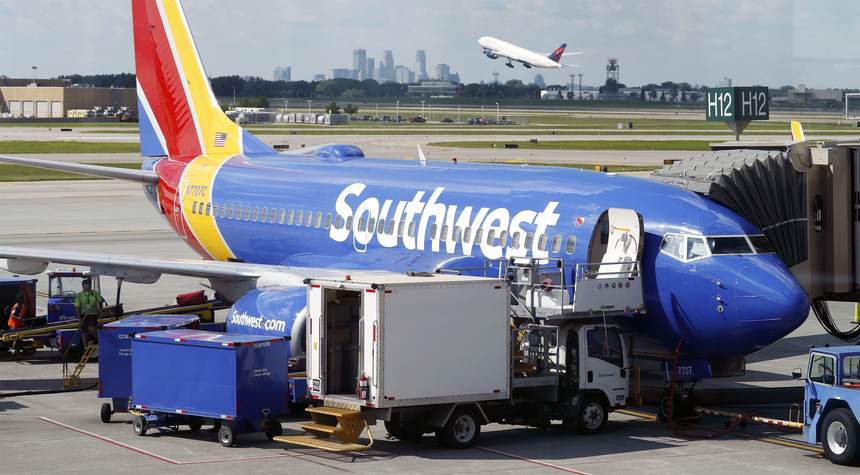 Southwest Cancels 1,800 Flights. Is There a 'Sickout' Over the Vaccine Mandate?