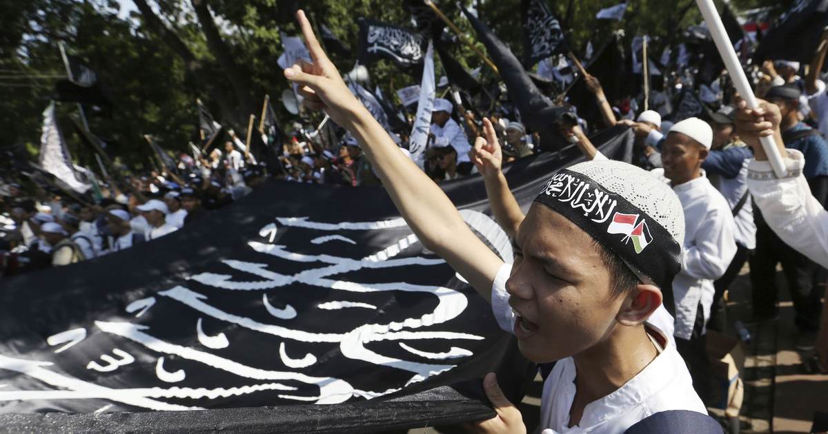Learning from Islam? America Punishes the Victim and Rewards the Perpetrator - Vimarsana News