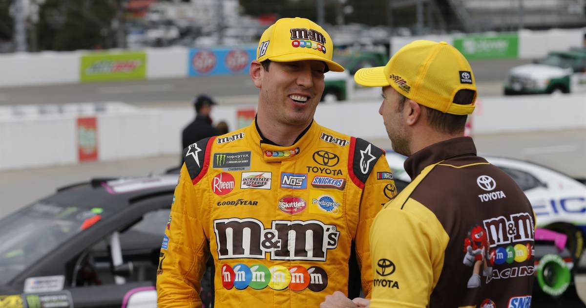 NASCAR driver sentenced on Mexican gun charge - Vimarsana News