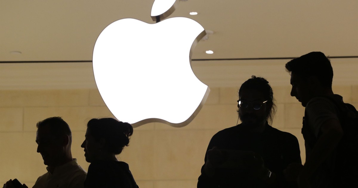 Apple Could Soon Pay You for Hindering Your iPhone's Performance - Vimarsana News