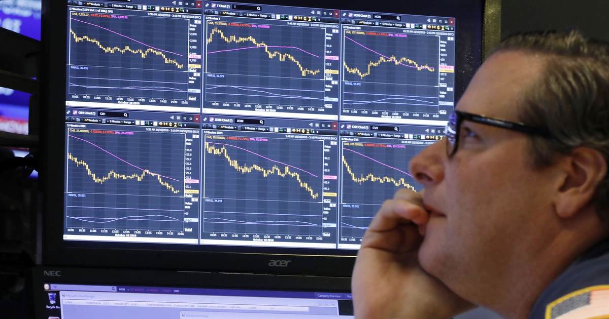 D.C. Officials Made out Like Bandits With Timely Stock Trades as COVID Struck - Vimarsana News