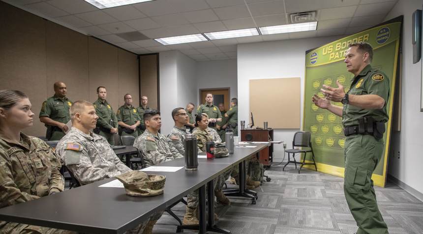 Military debates how to punish unvaccinated troops