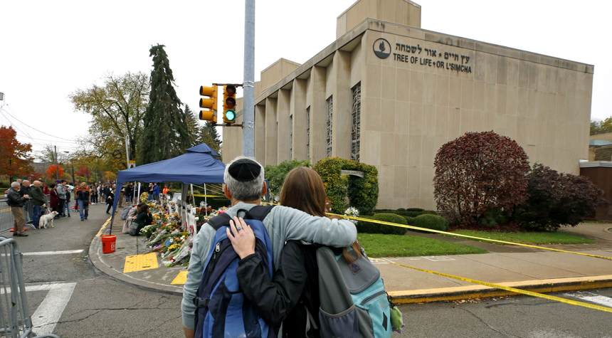 Jewish Synagogues May Be Embracing Guns In Pews After Pittsburgh